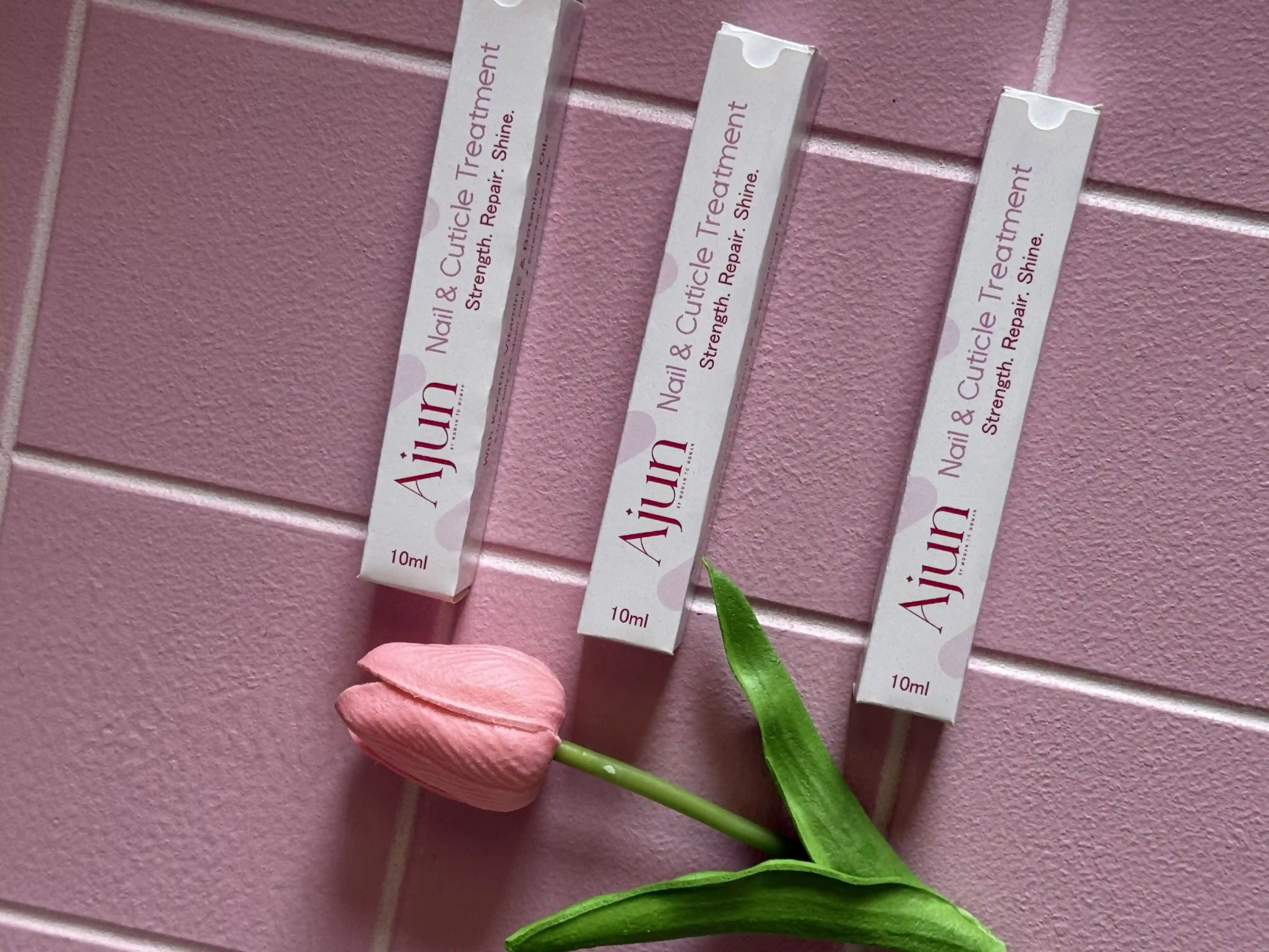 Nail& cuticle treatment